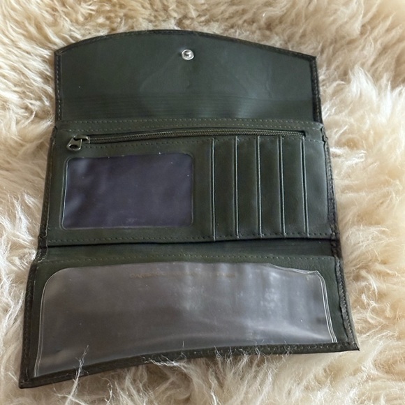 Olive Green Leather Tri Fold Checkbook Wallet with Flap Closure - Picture 4 of 4